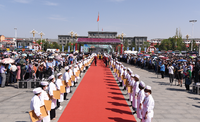 2023年6月22日，卓资县首届熏鸡文化旅游节现场1.png